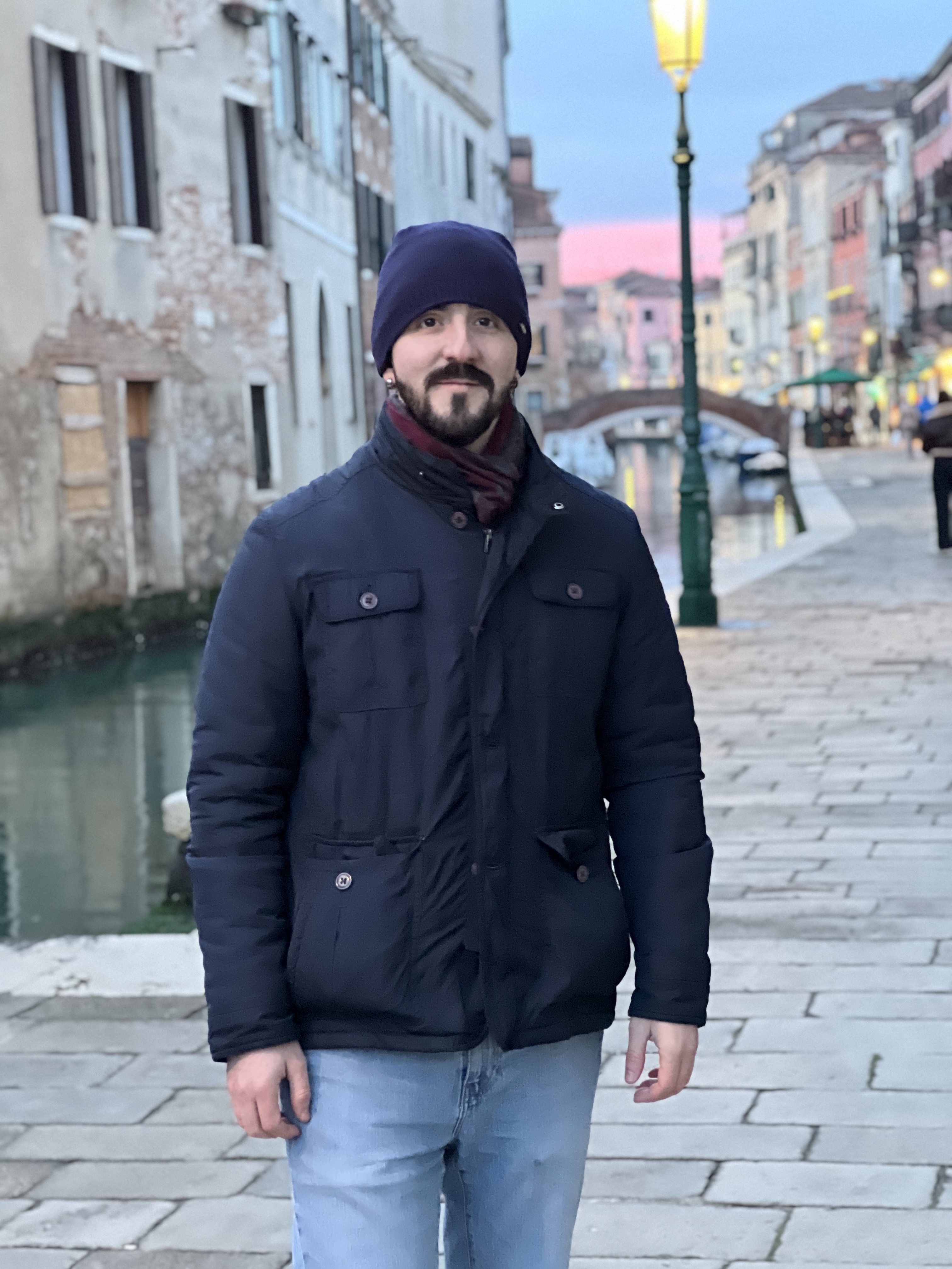 Tinder profile picture for @jama