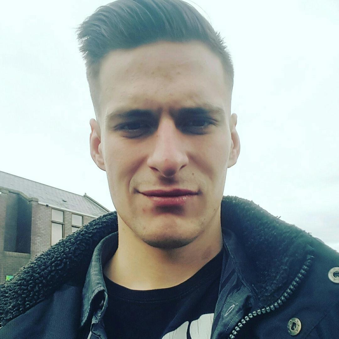 Tinder profile picture for @dweller