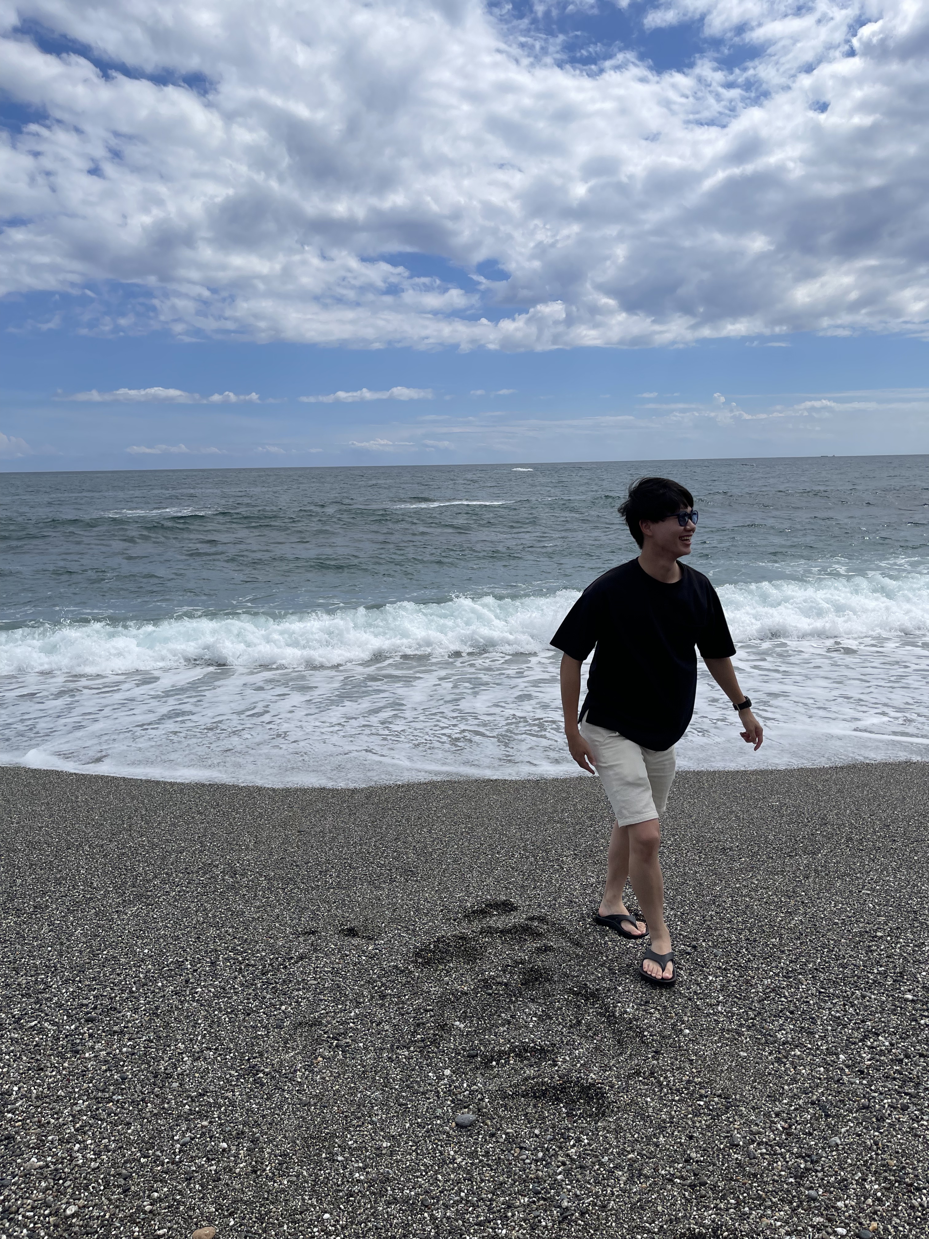 Tinder profile picture for @riii