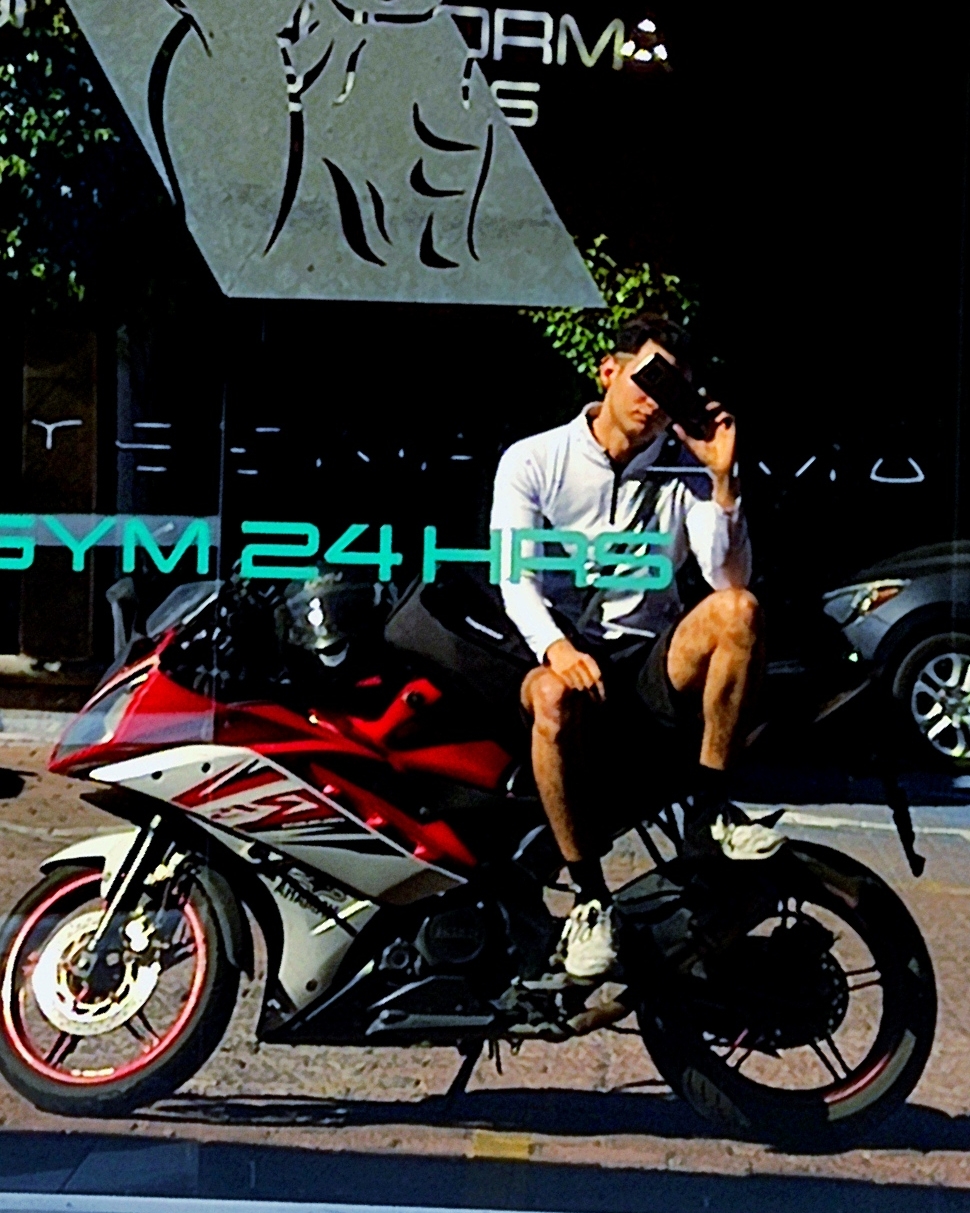 Tinder profile picture for @soto