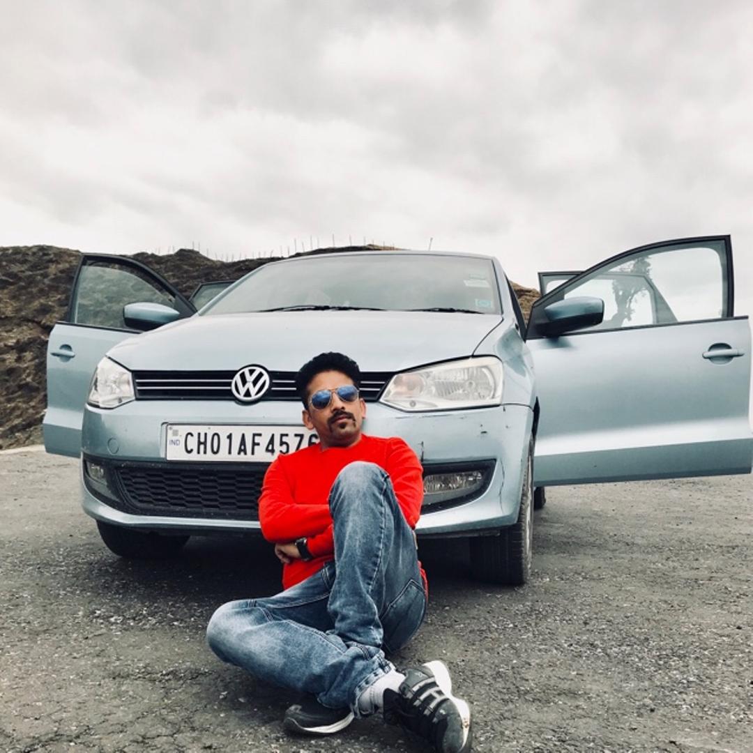 Tinder profile picture for @rajbhar