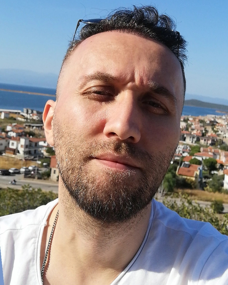 Tinder profile picture for @osmans