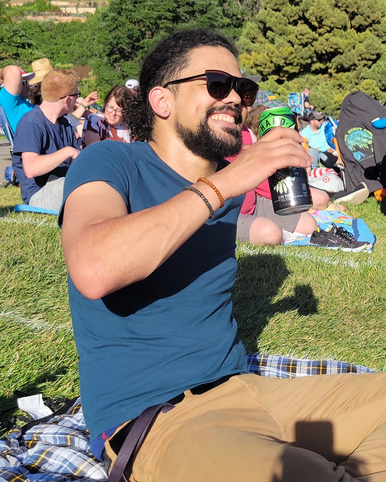 Tinder profile picture for @formal