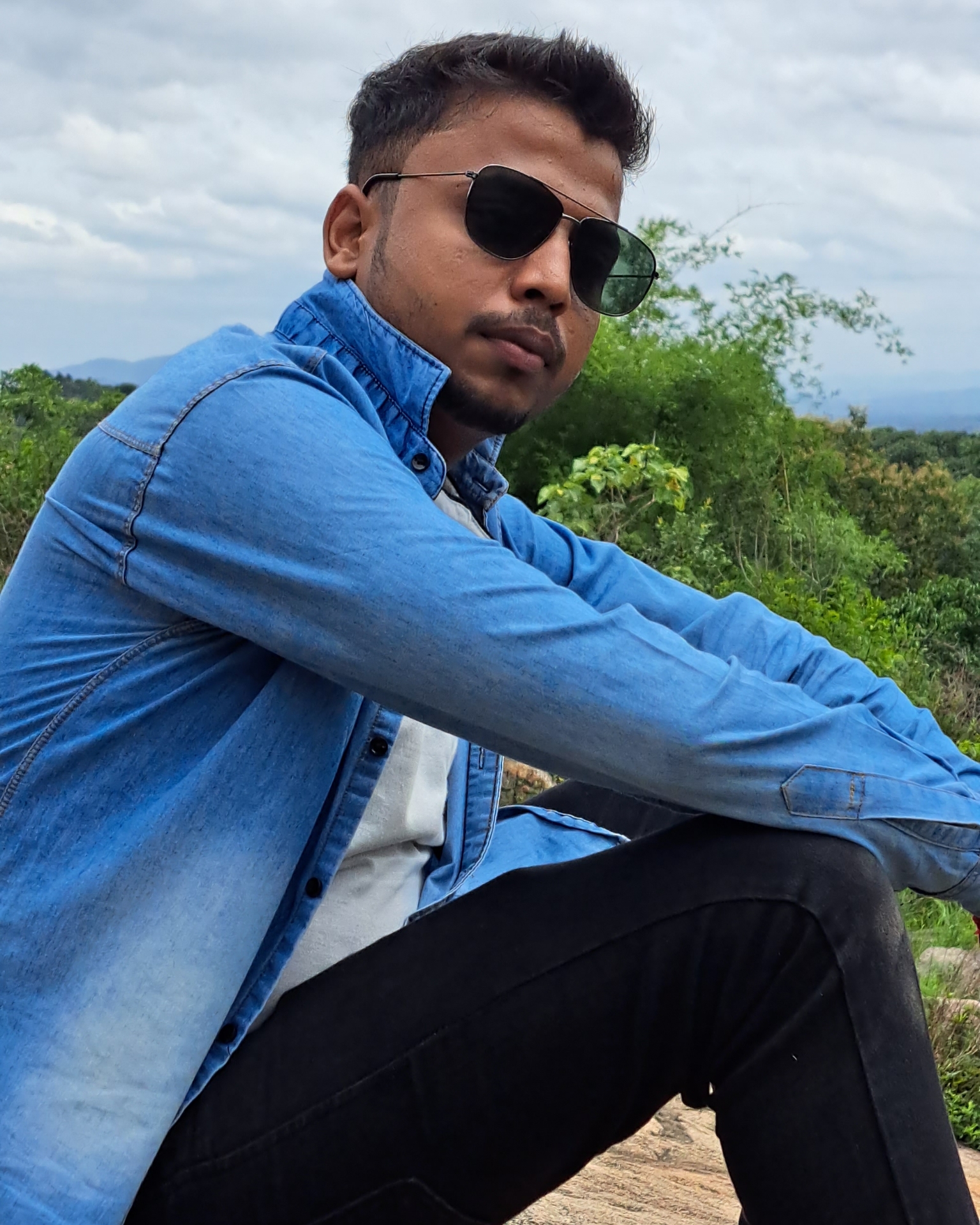 Tinder profile picture for @skag