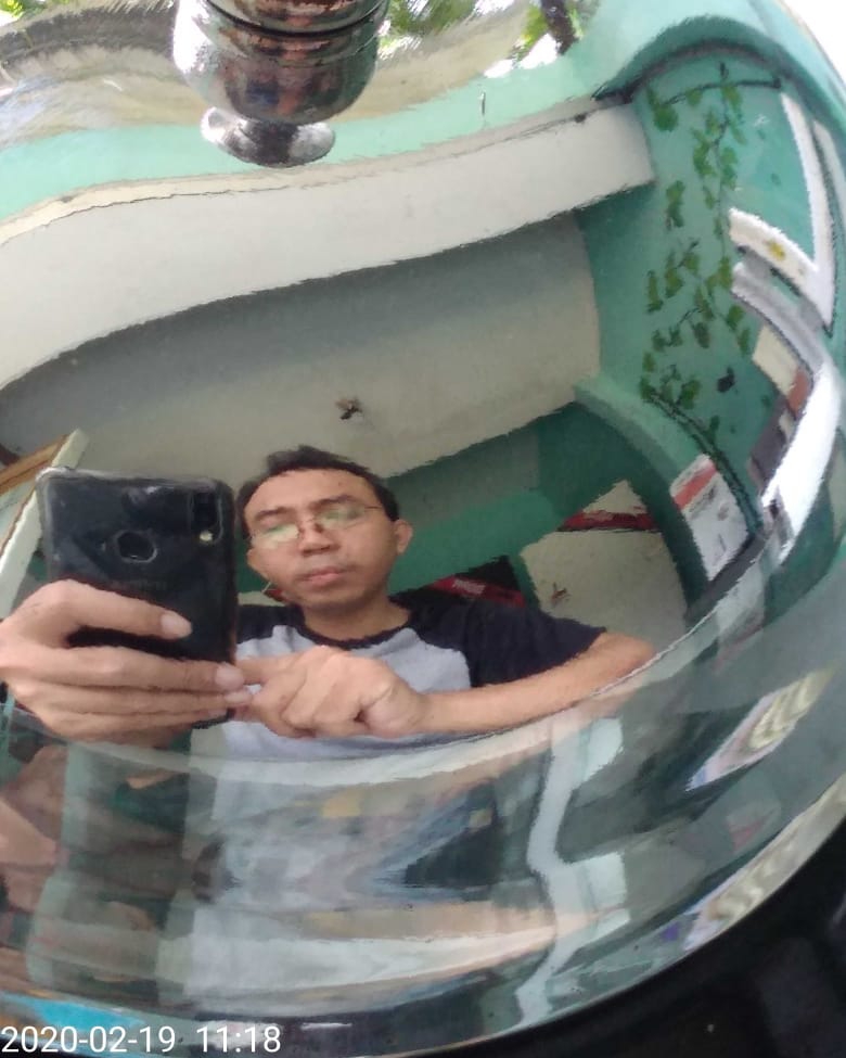Tinder profile picture for @santoso