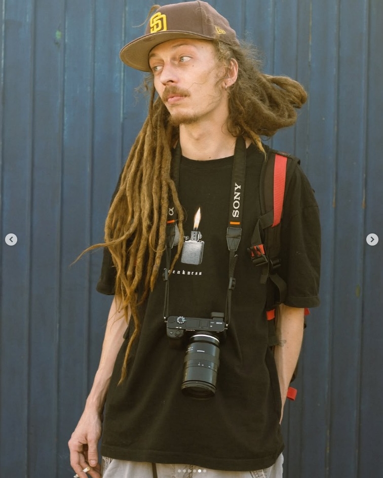 Tinder profile picture for @foia