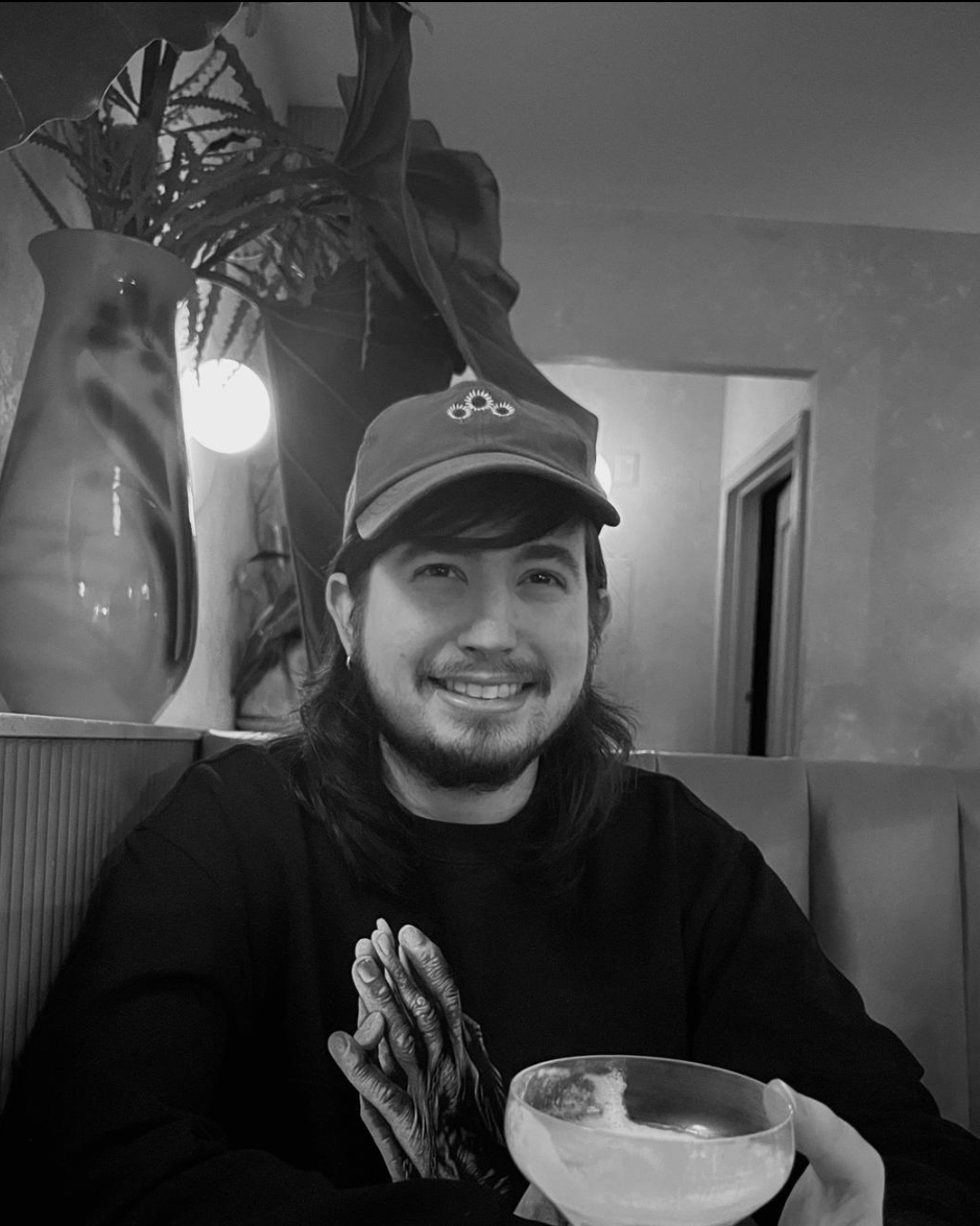 Tinder profile picture for @mendel