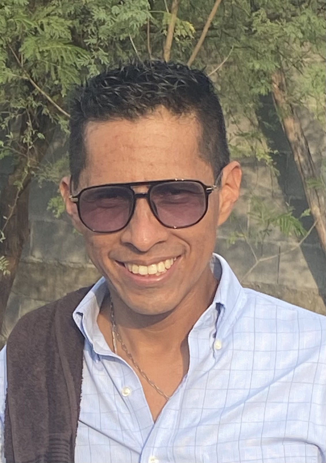 Tinder profile picture for @tello