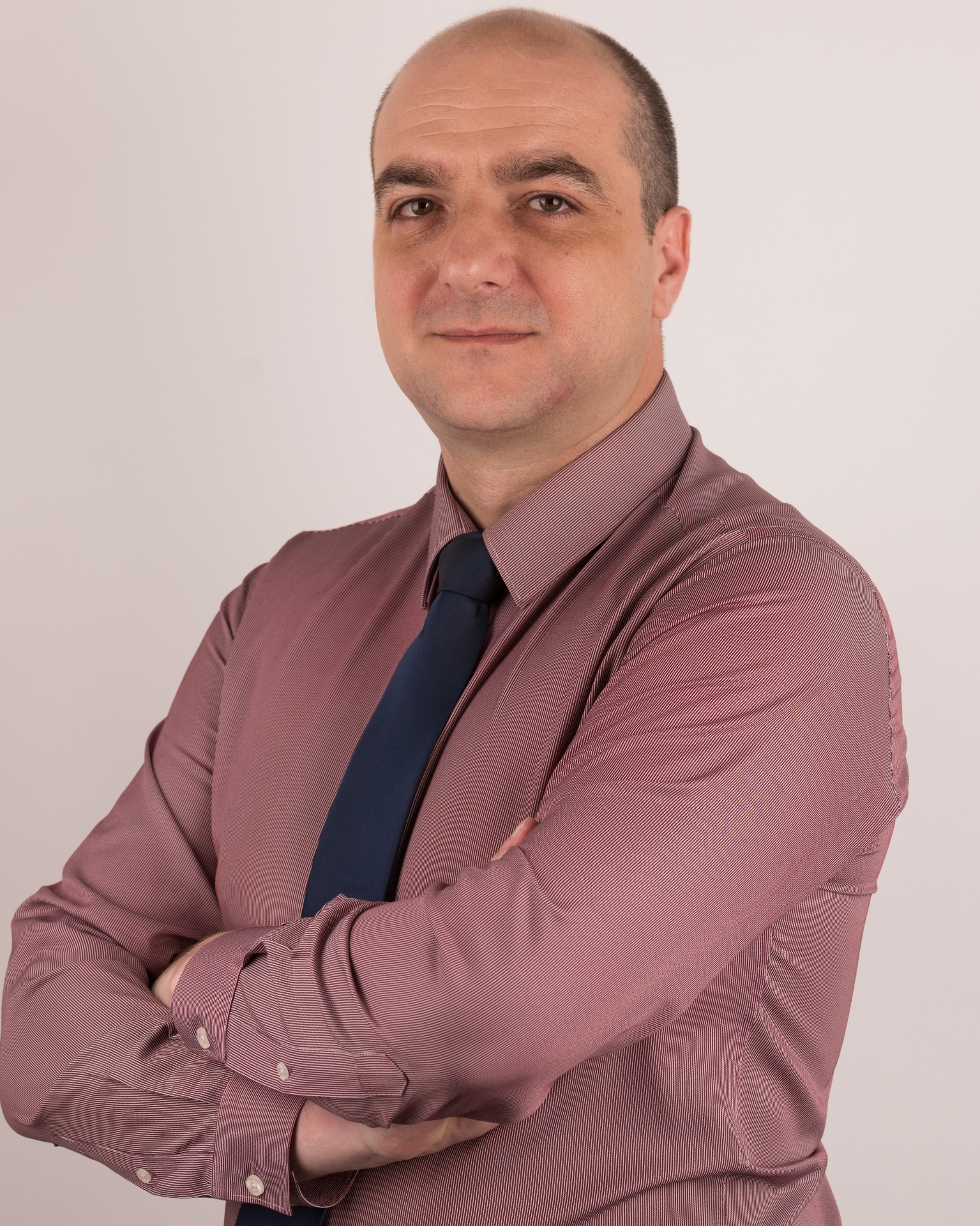 Tinder profile picture for @valchev