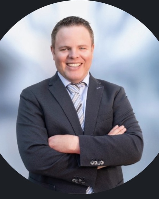 Tinder profile picture for @schiller