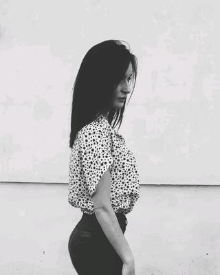 Asia's tinder profile image on tinderwatch.com