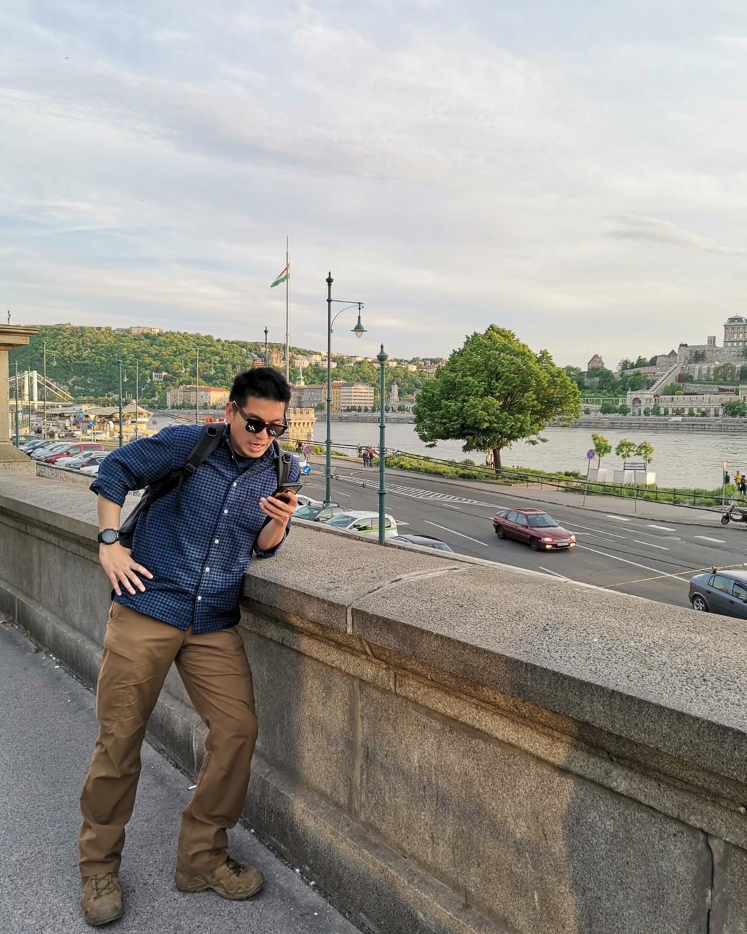 Tinder profile picture for @toby