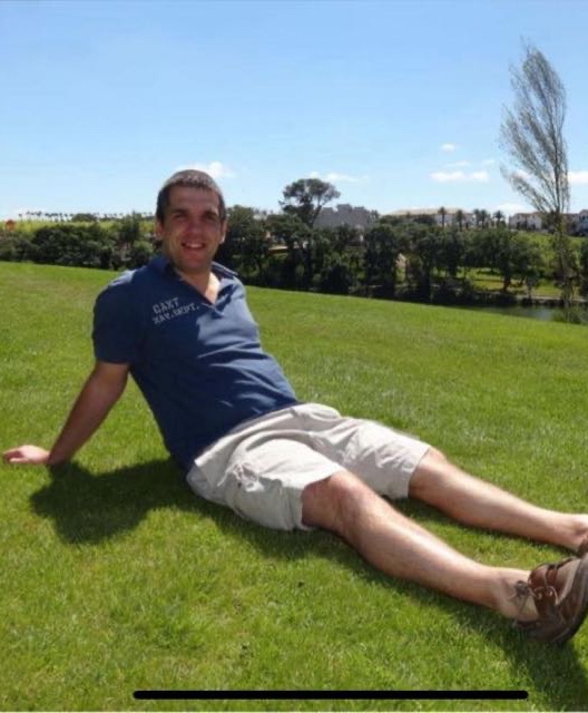 Tinder profile picture for @nuno