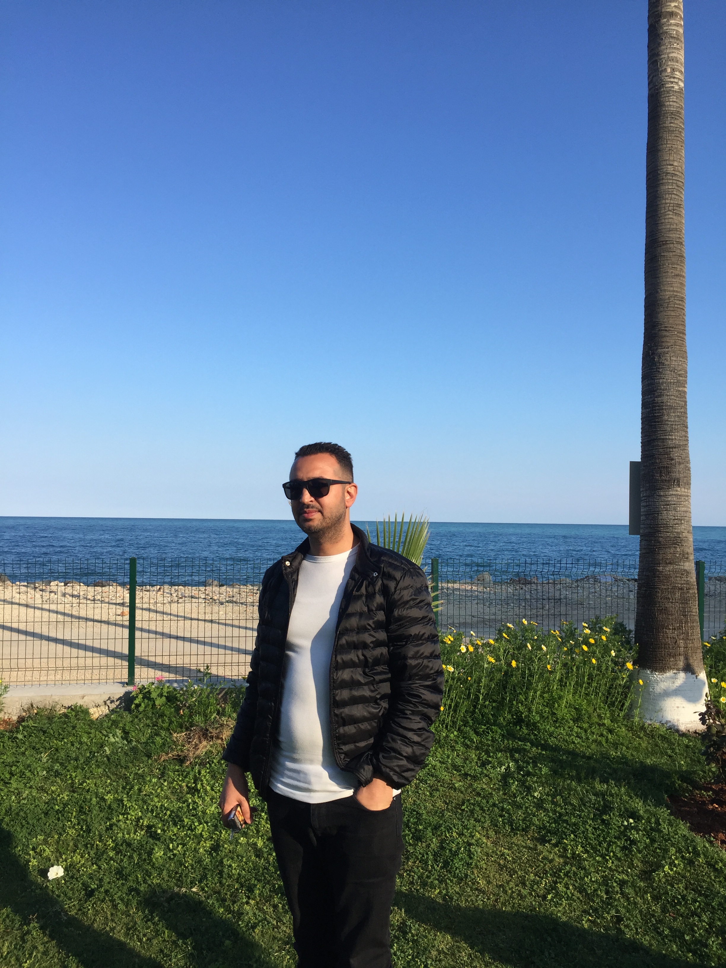 Tinder profile picture for @kula