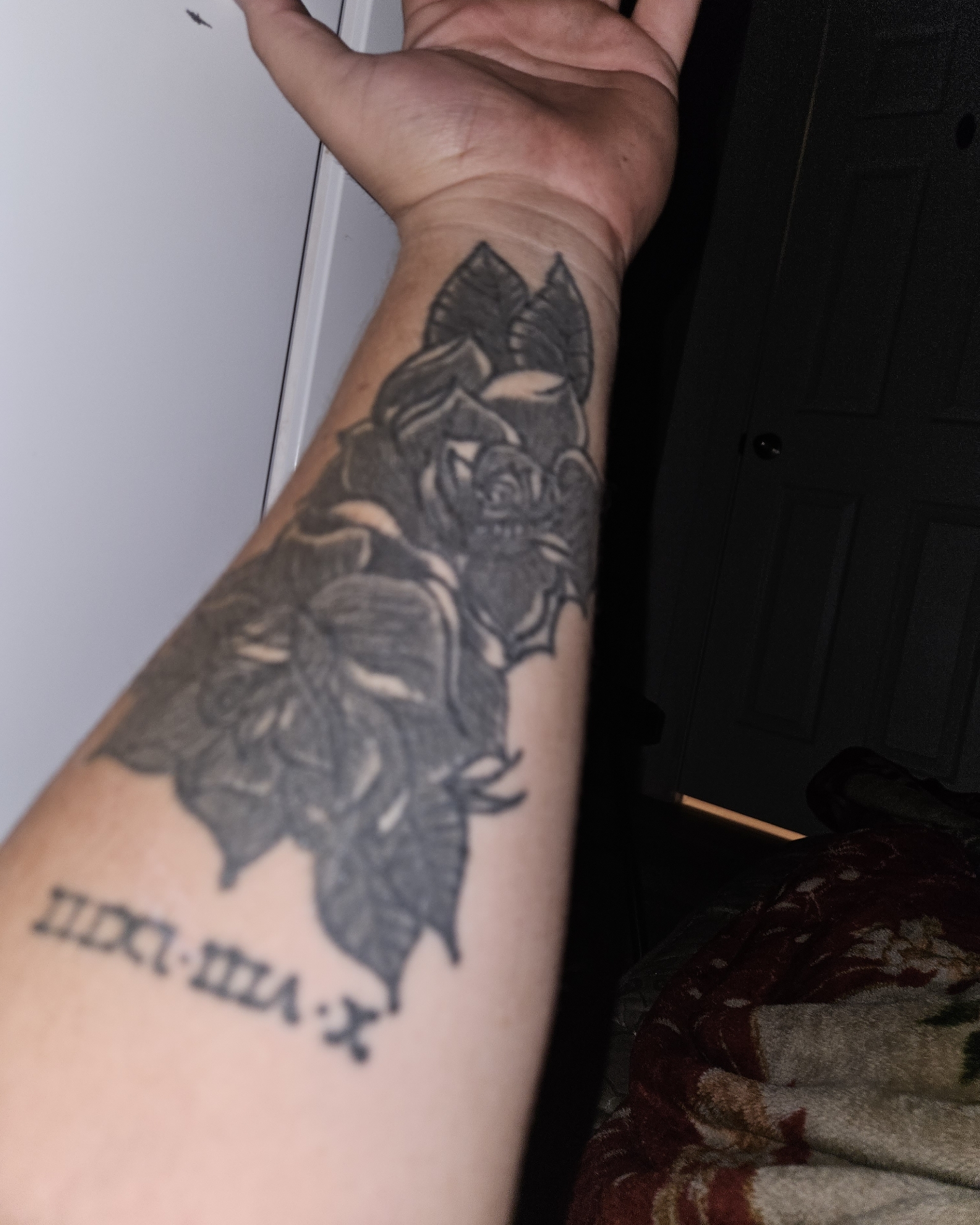 Tinder profile picture for @kneeling