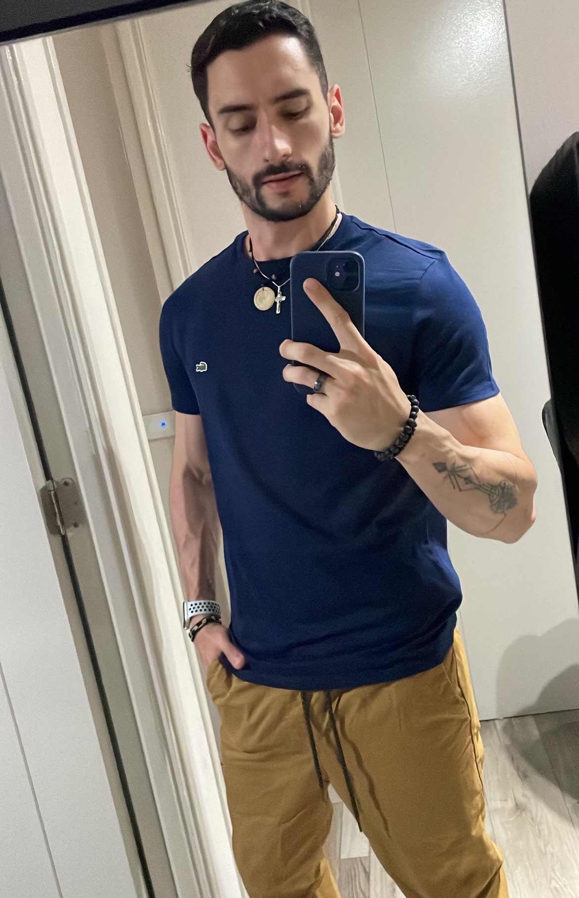 Tinder profile picture for @dac