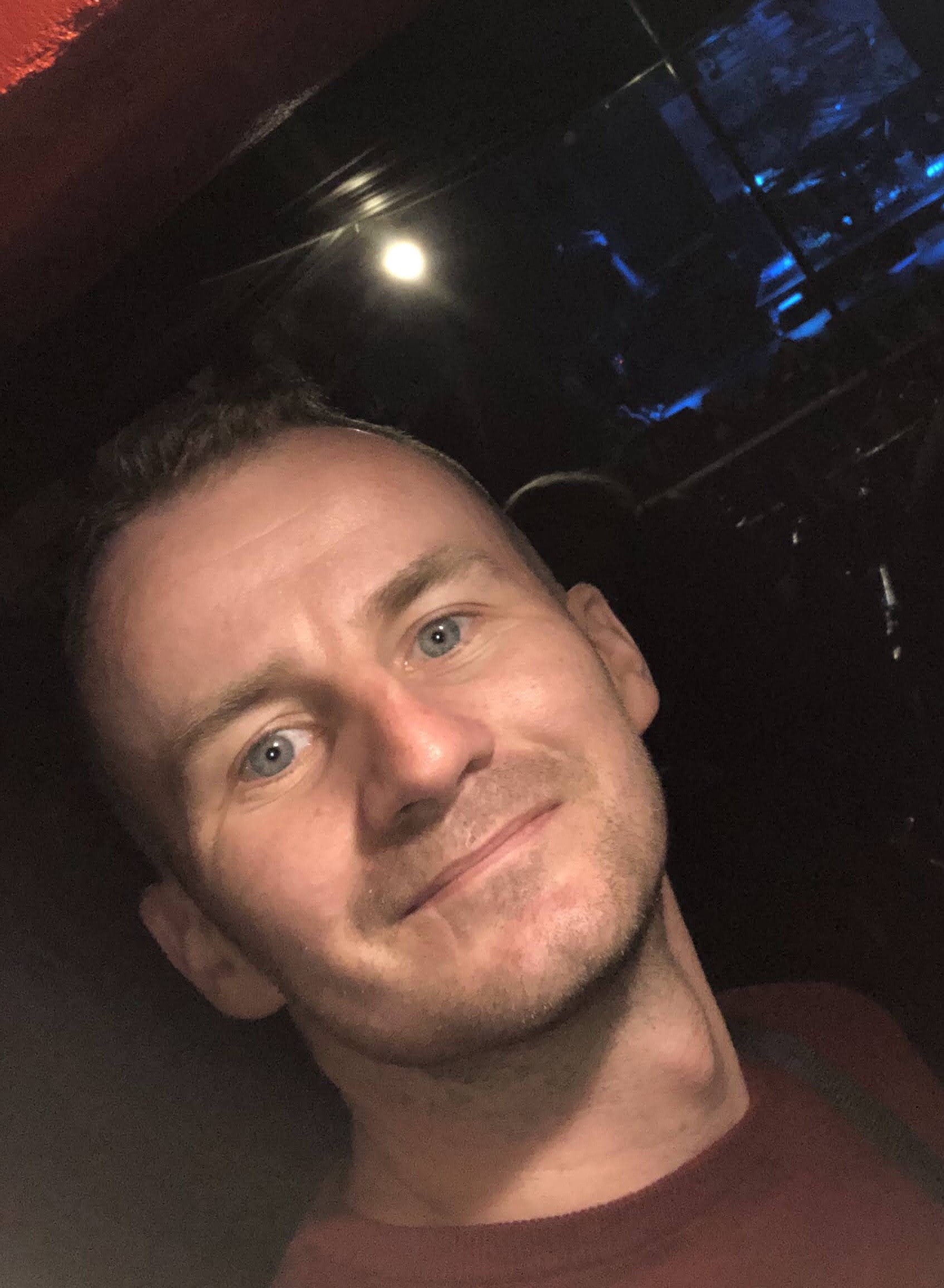 Tinder profile picture for @jozef