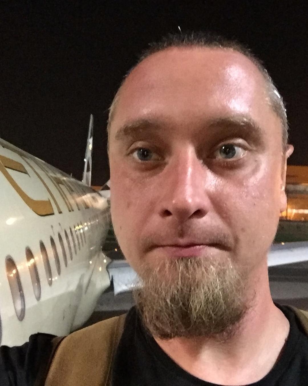 Tinder profile picture for @earwig