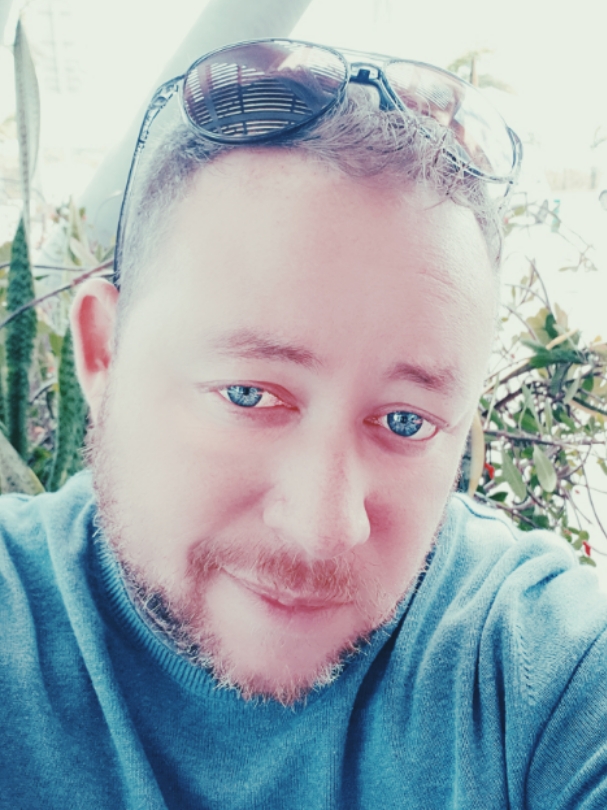 Tinder profile picture for @samuel974