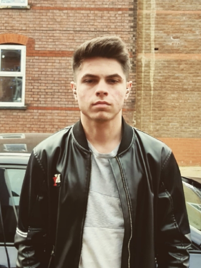 Tinder profile picture for @iulian