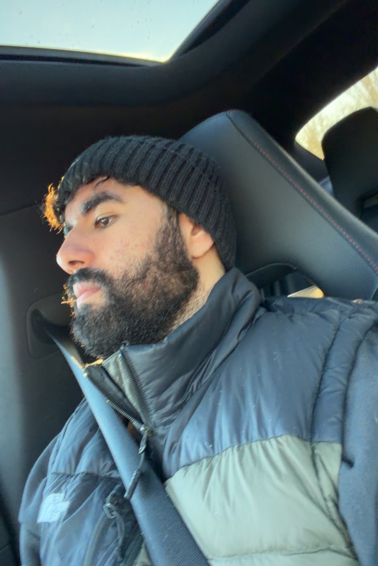 Tinder profile picture for @ousama