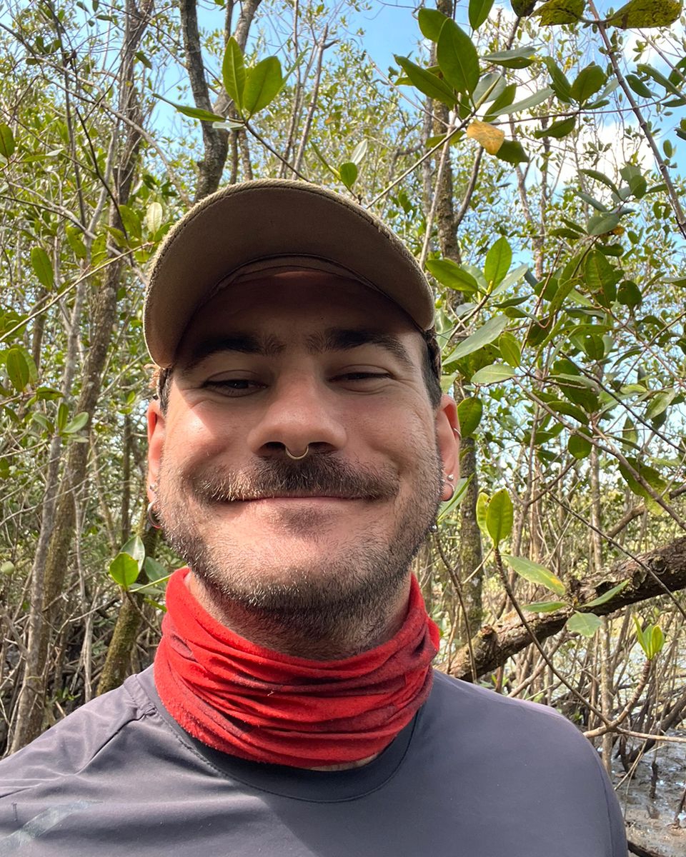Tinder profile picture for @maionese