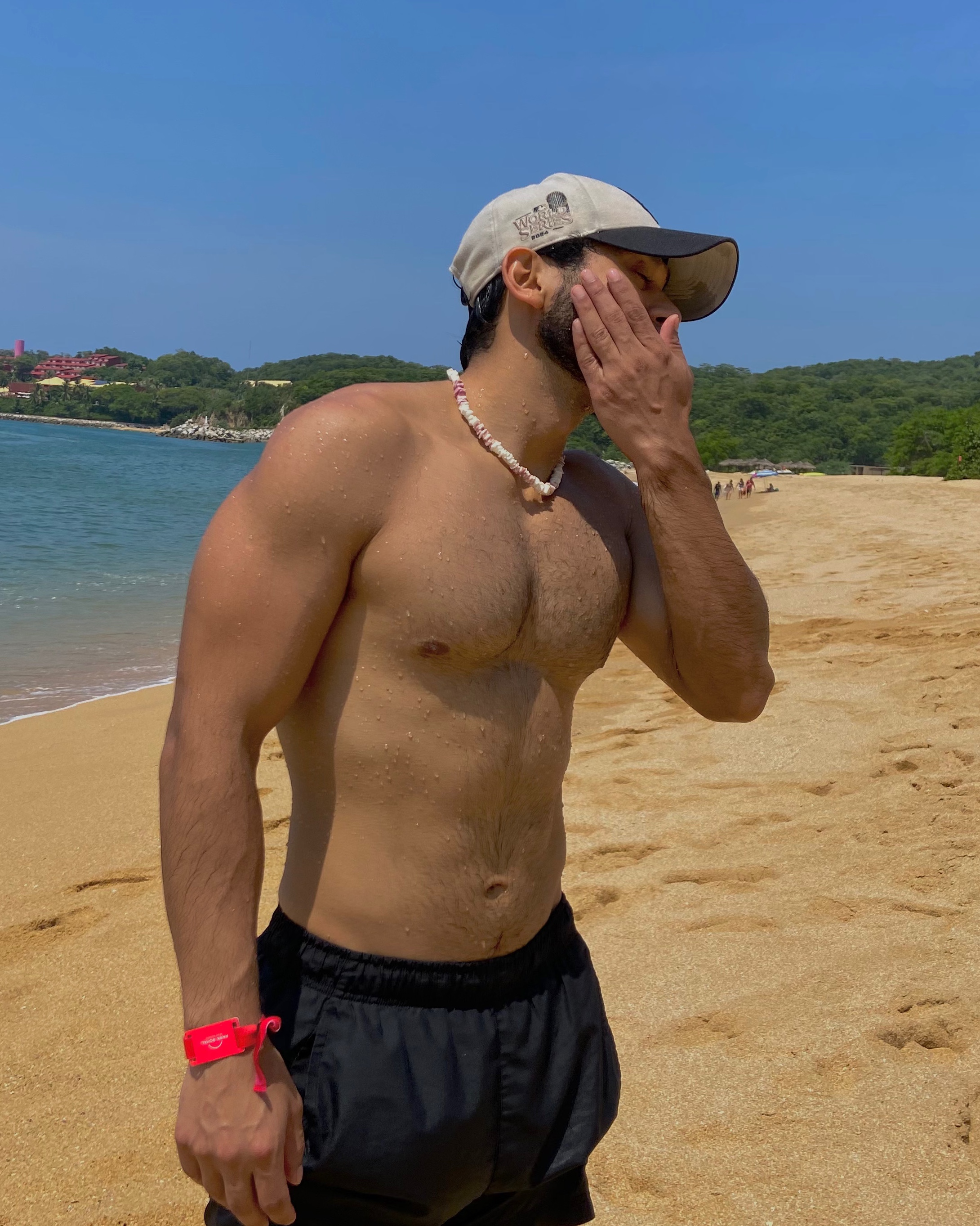 Tinder profile picture for @floresca