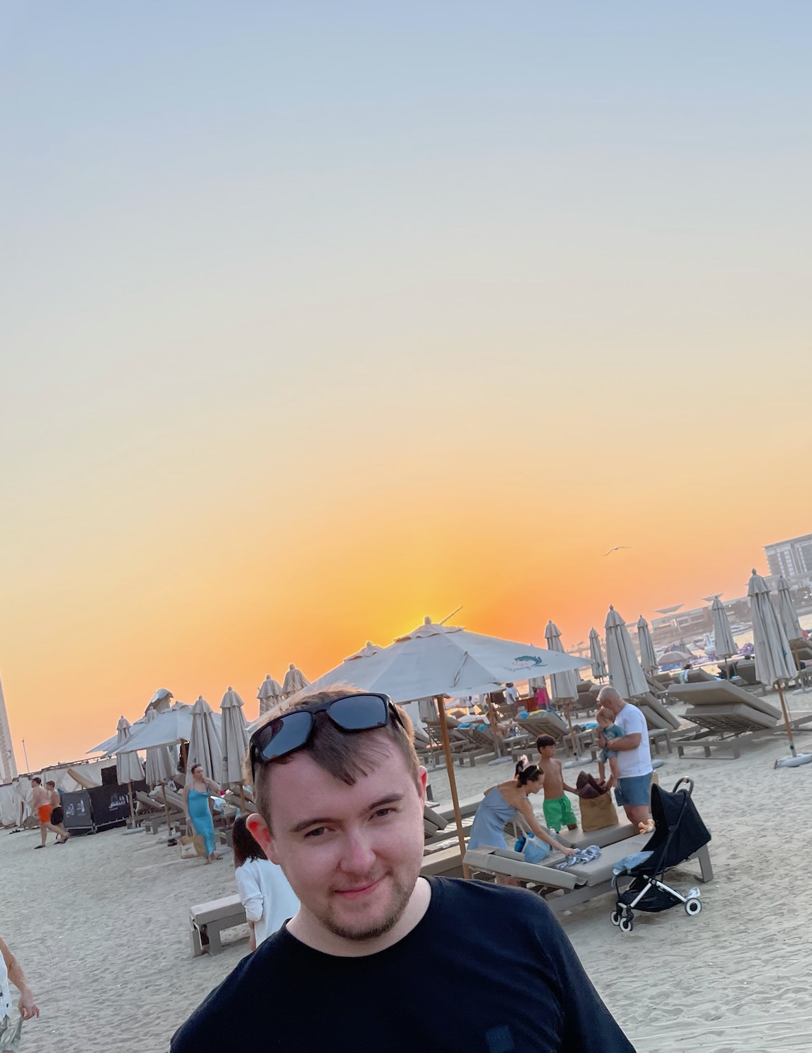 Tinder profile picture for @yy