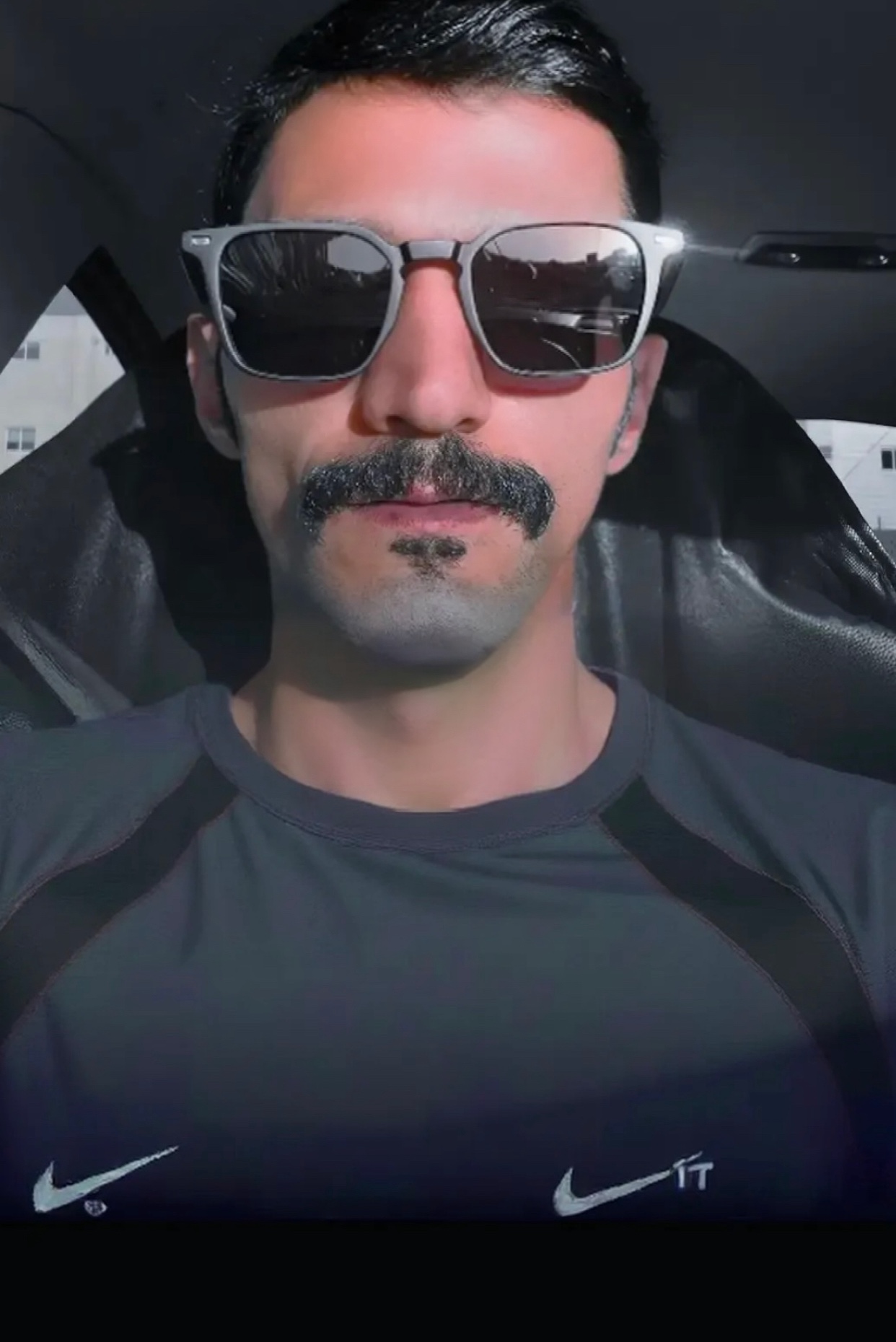 Tinder profile picture for @muha