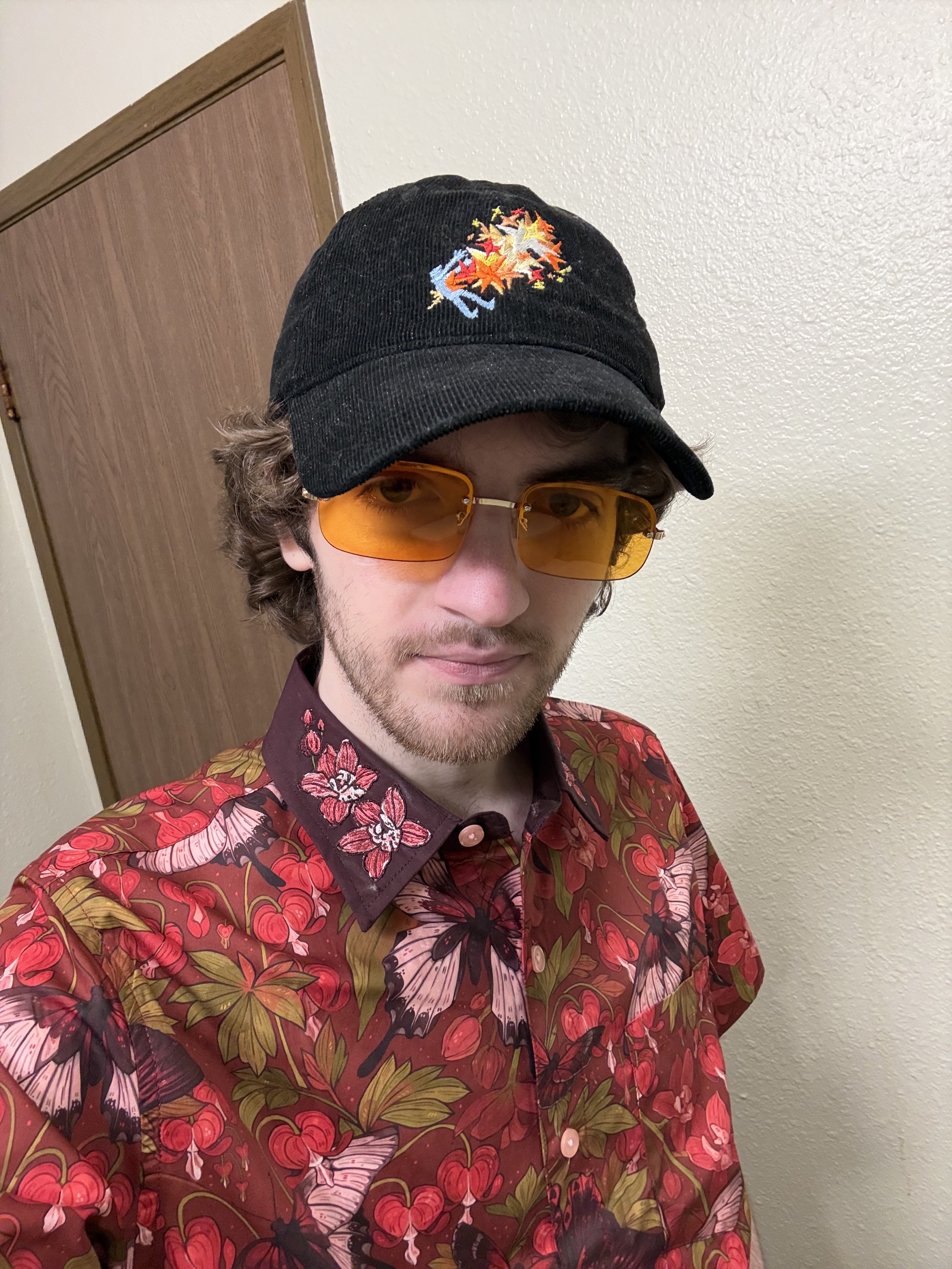 Tinder profile picture for @oasis