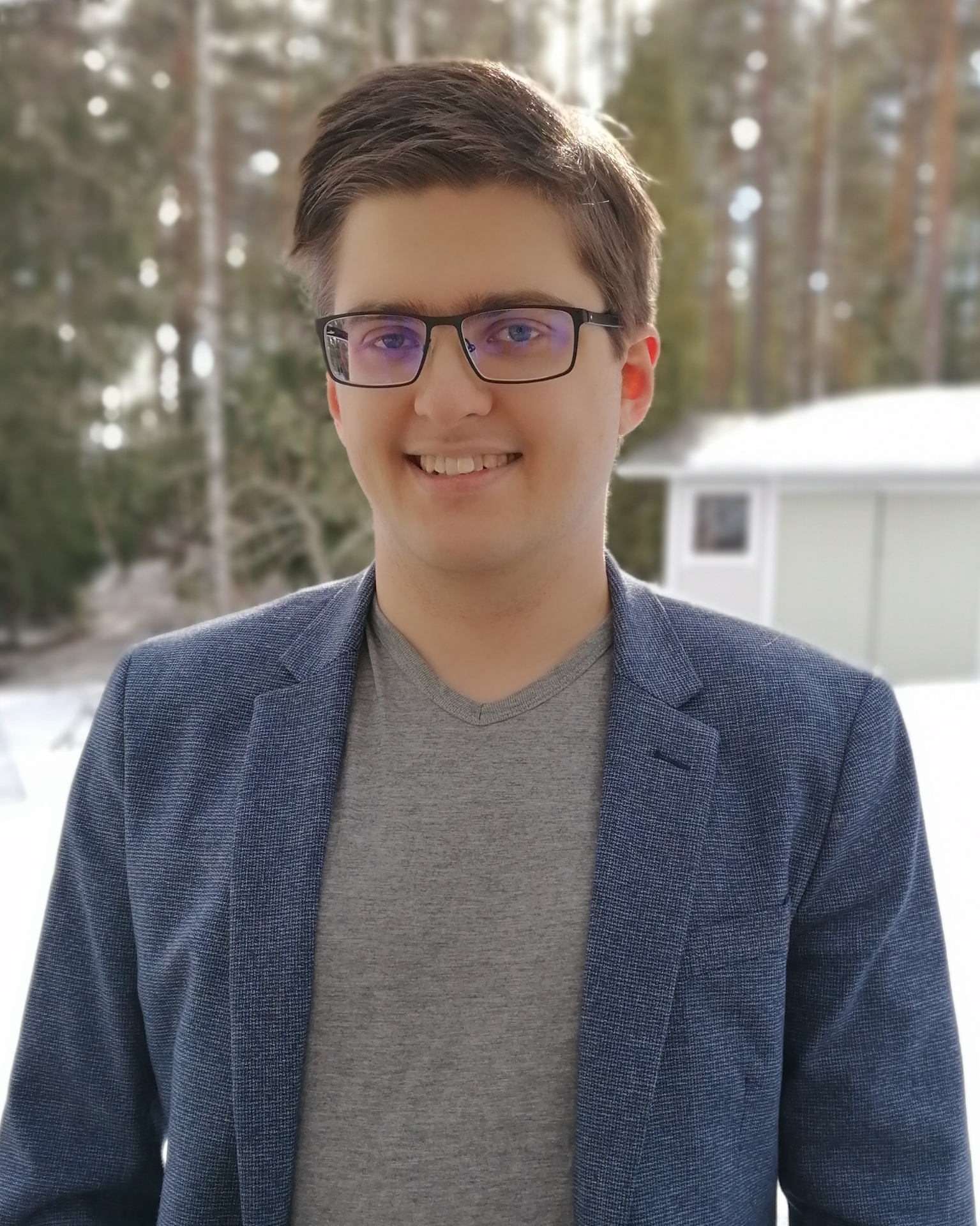Tinder profile picture for @snowman