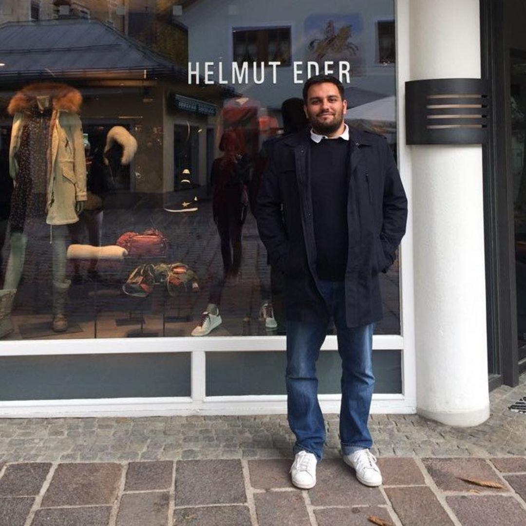 Tinder profile picture for @etienne