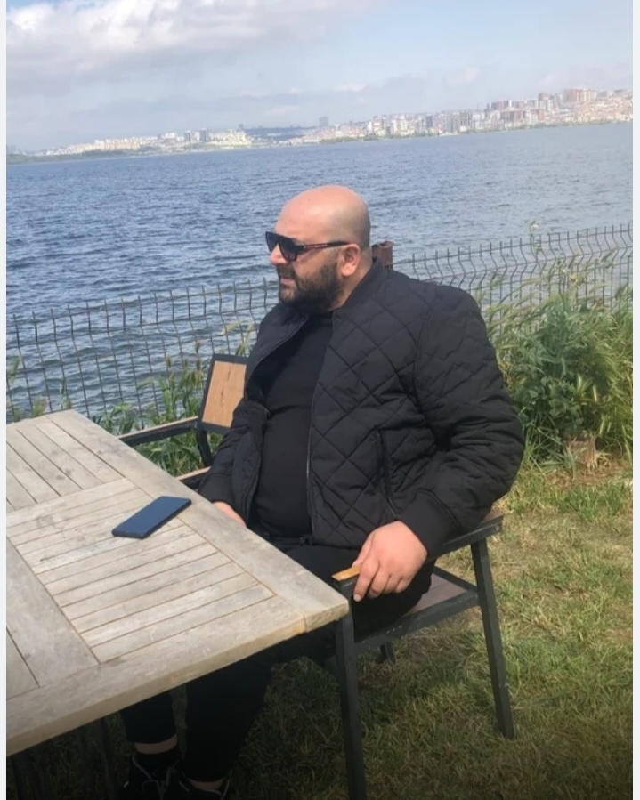 Tinder profile picture for @driver