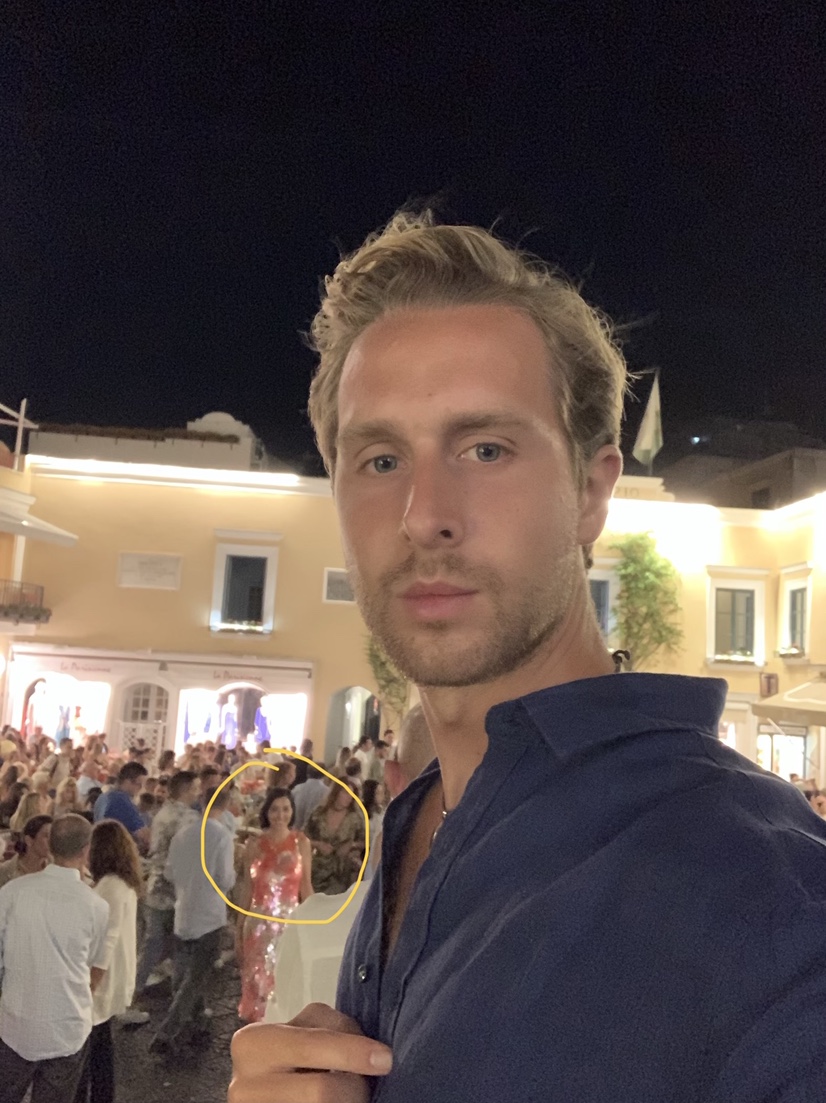 Tinder profile picture for @mamo