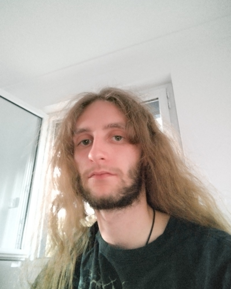 Tinder profile picture for @kick