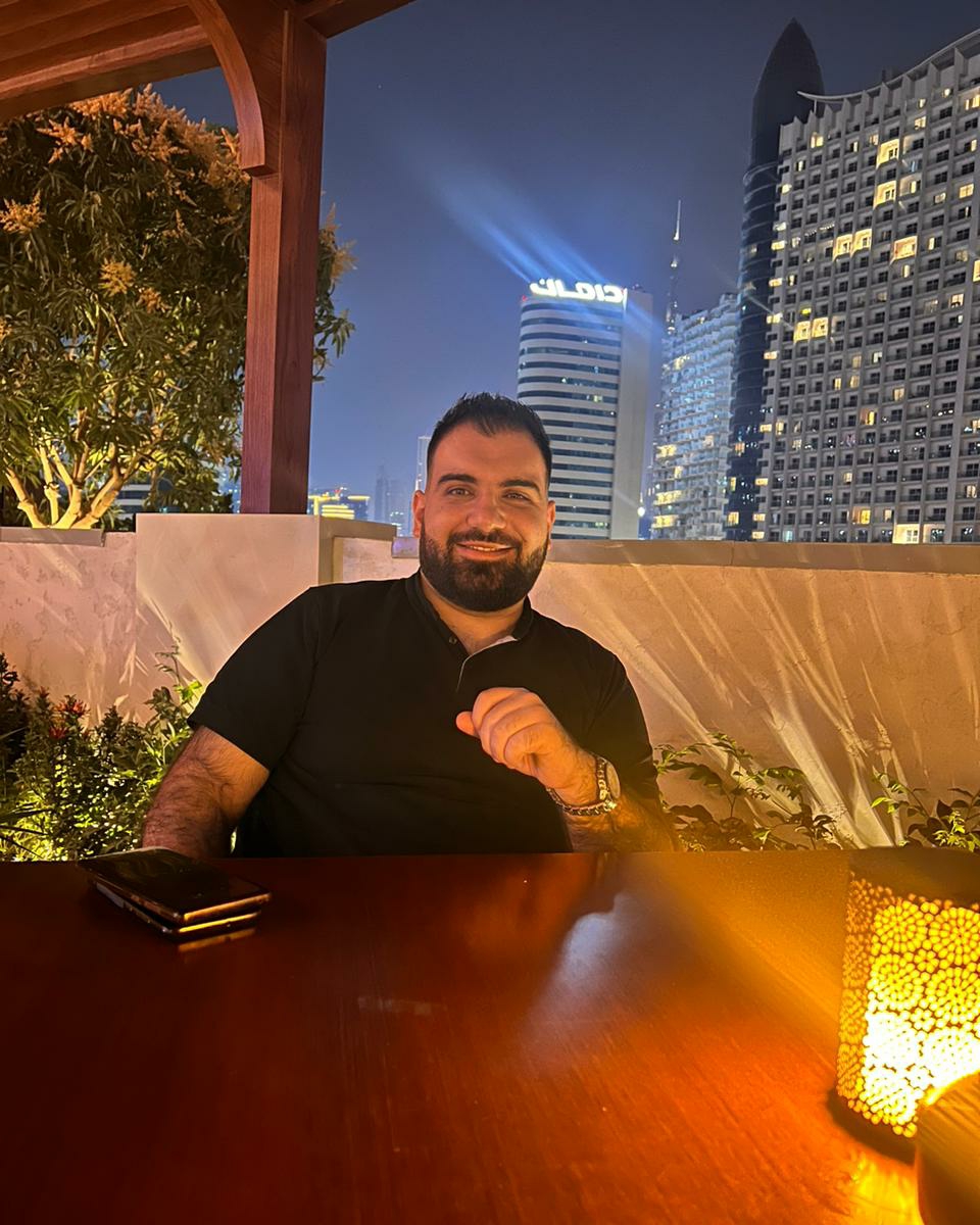 Tinder profile picture for @bluster