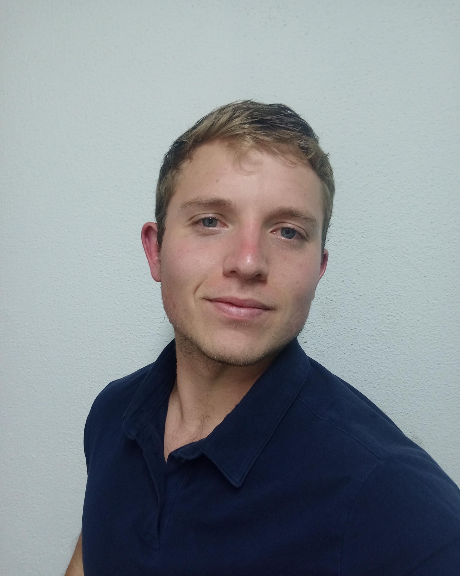 Tinder profile picture for @benjamin