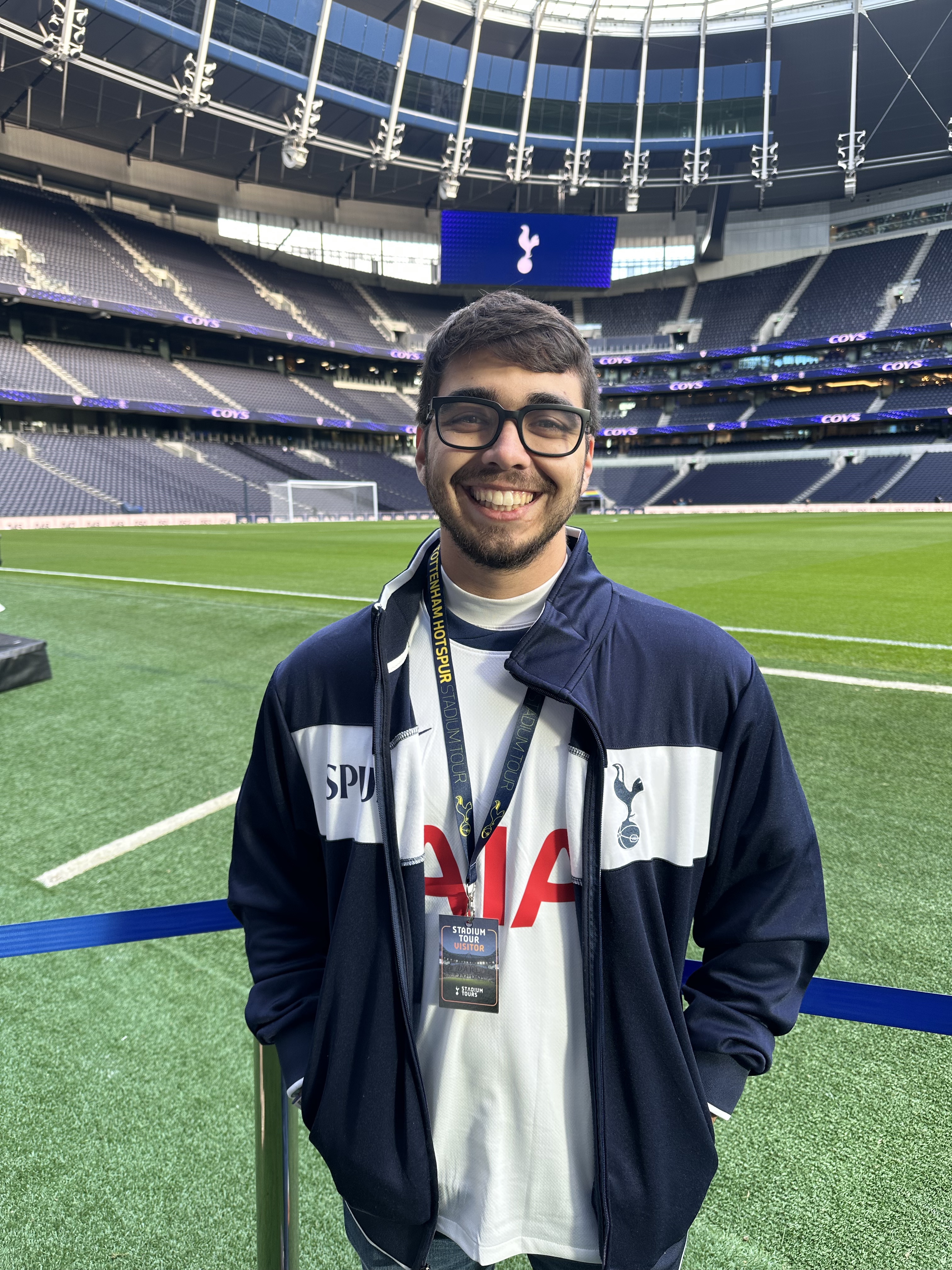 Tinder profile picture for @famine