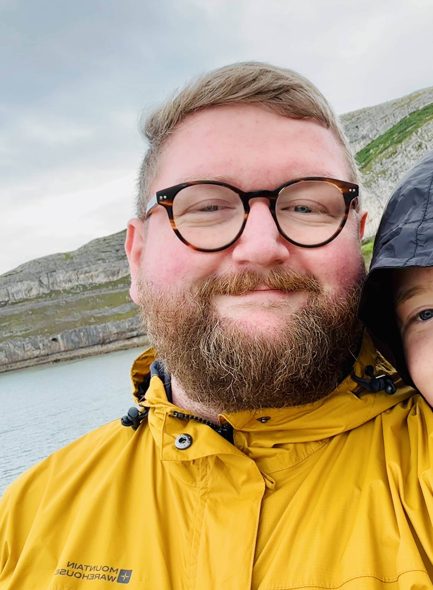 Tinder profile picture for @hampshire