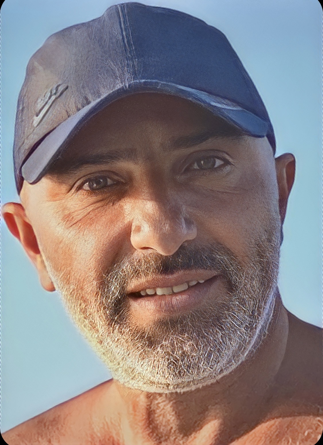 Tinder profile picture for @glade