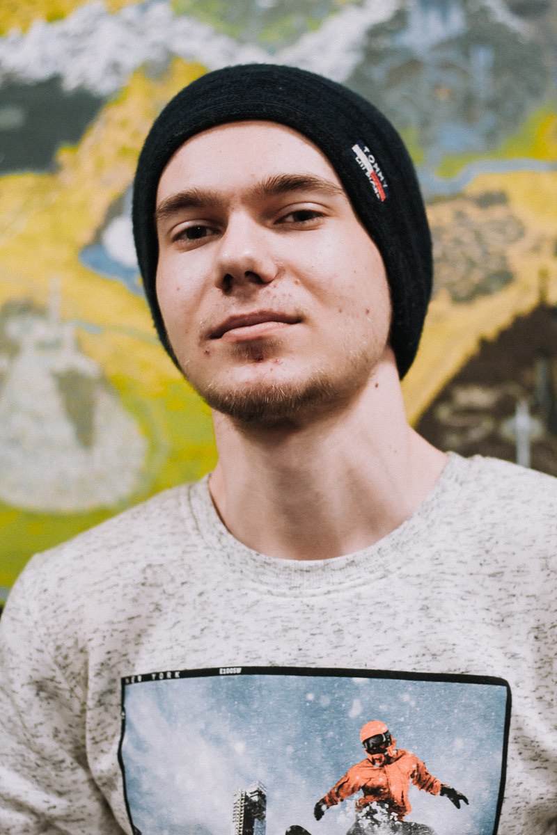 Tinder profile picture for @senseless