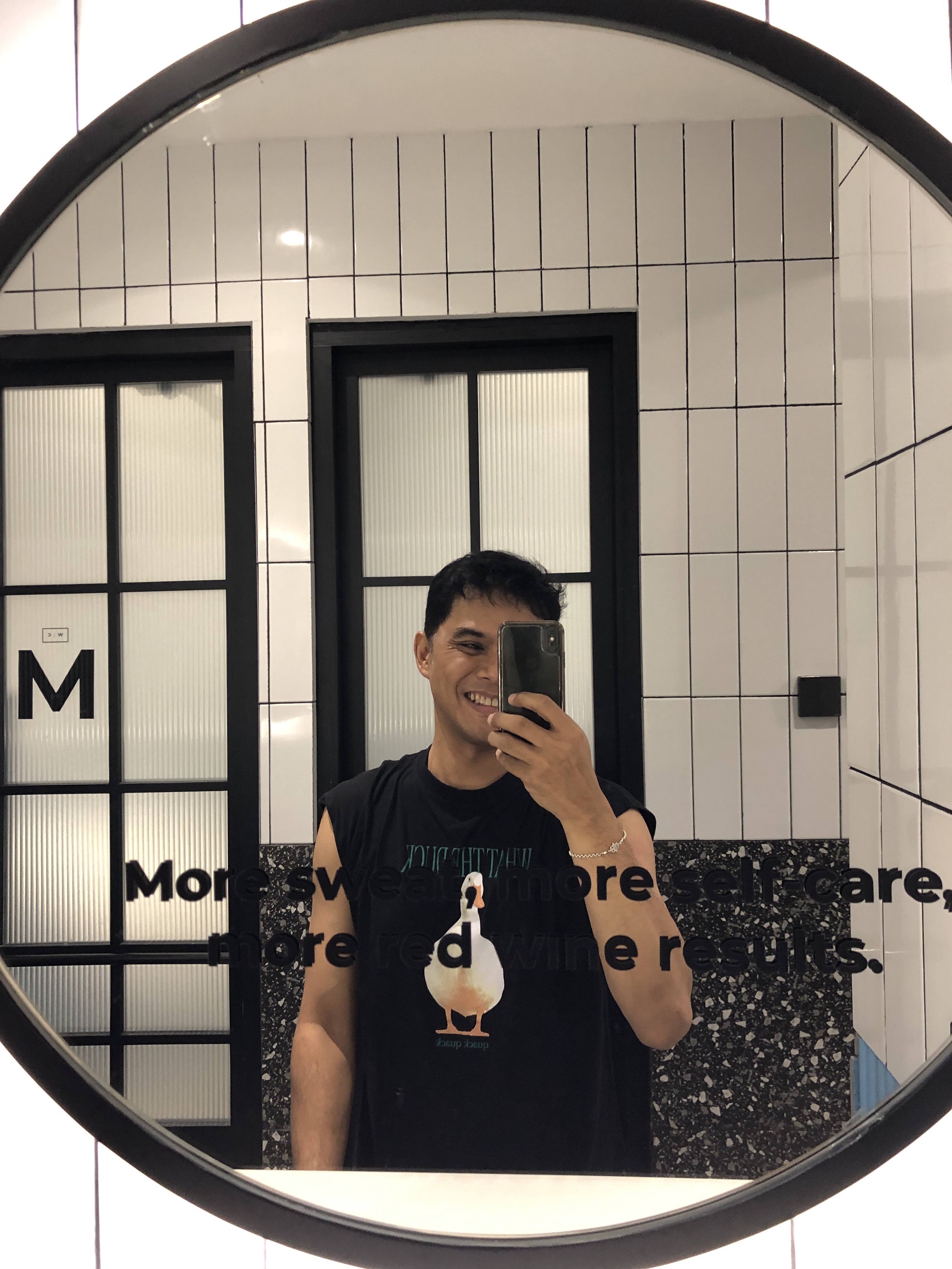 Tinder profile picture for @chromosome