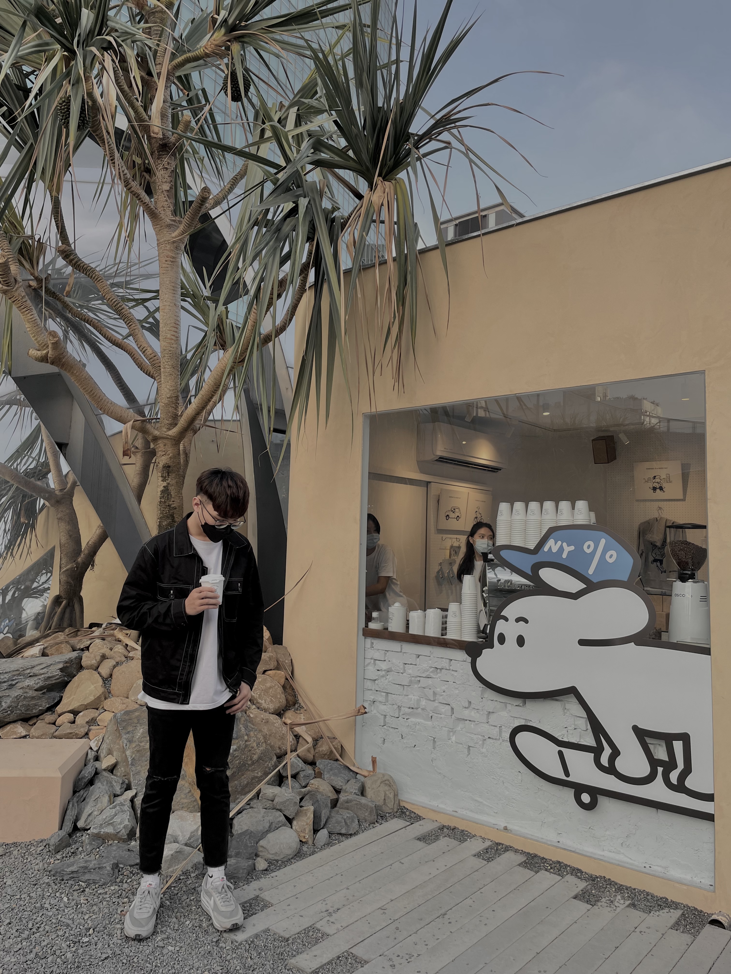 Tinder profile picture for @ow