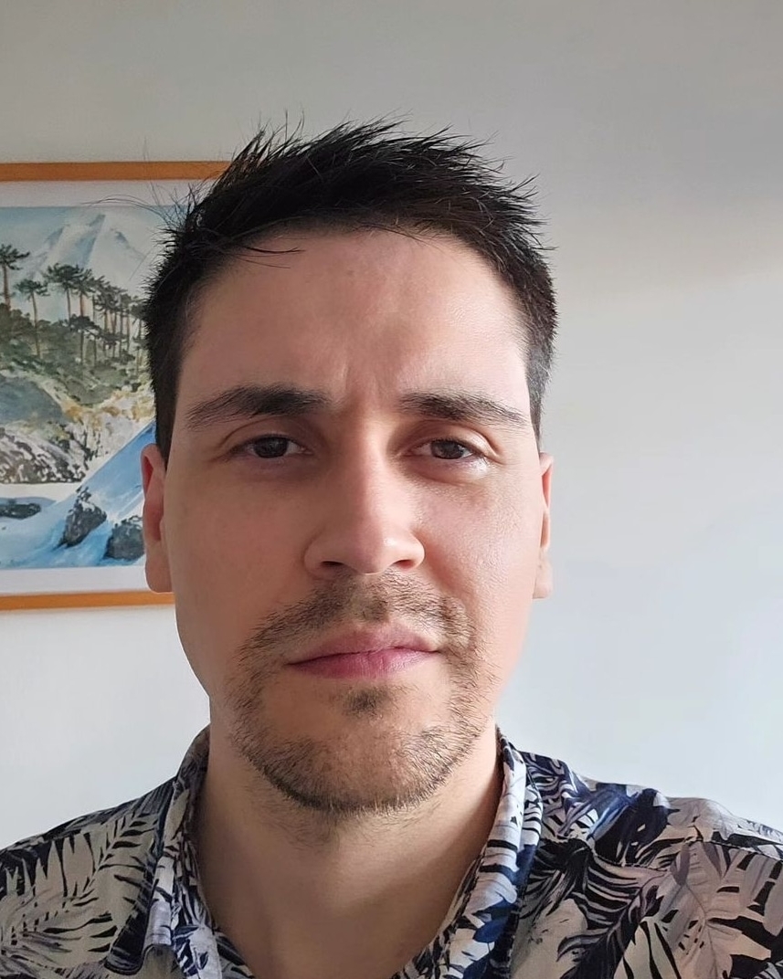 Tinder profile picture for @ext