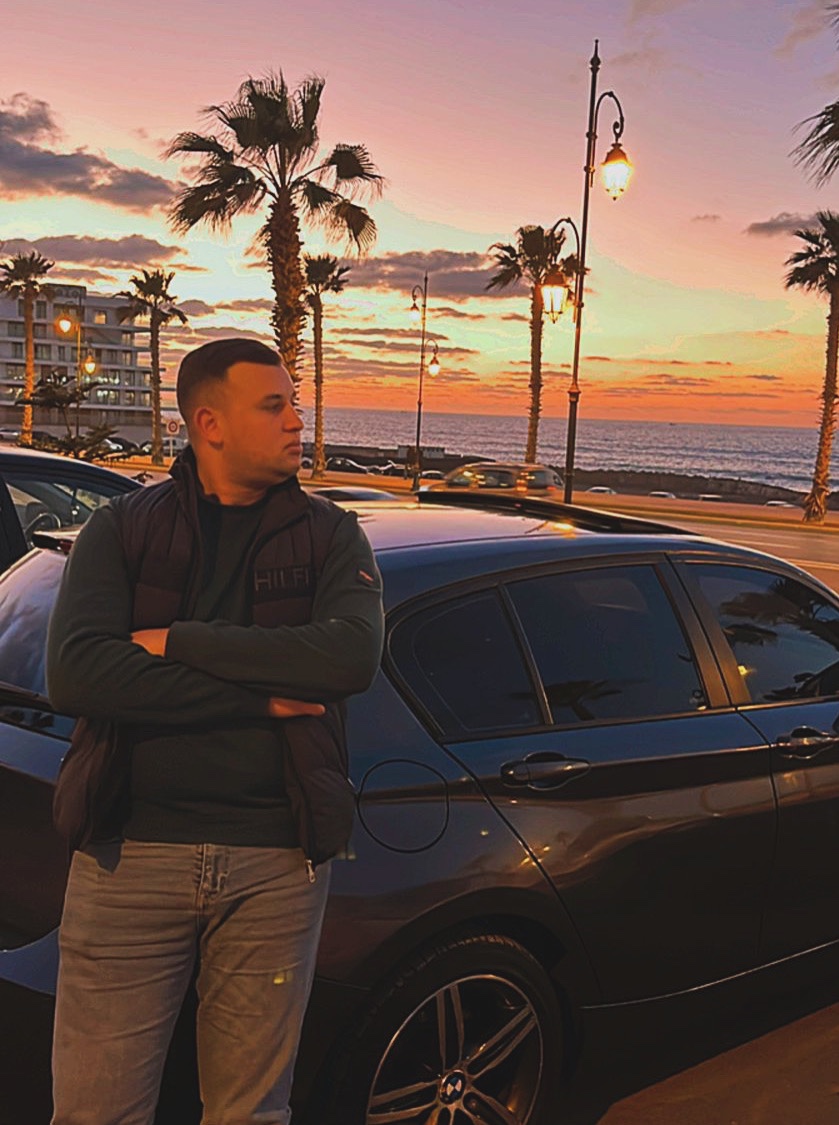 Tinder profile picture for @issam