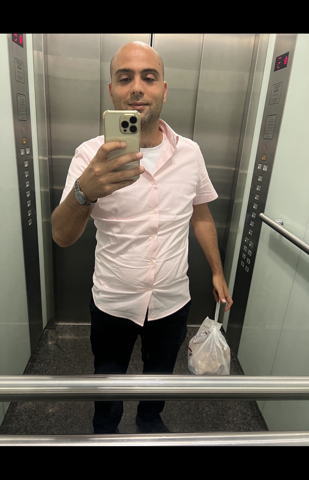 Tinder profile picture for @yossi