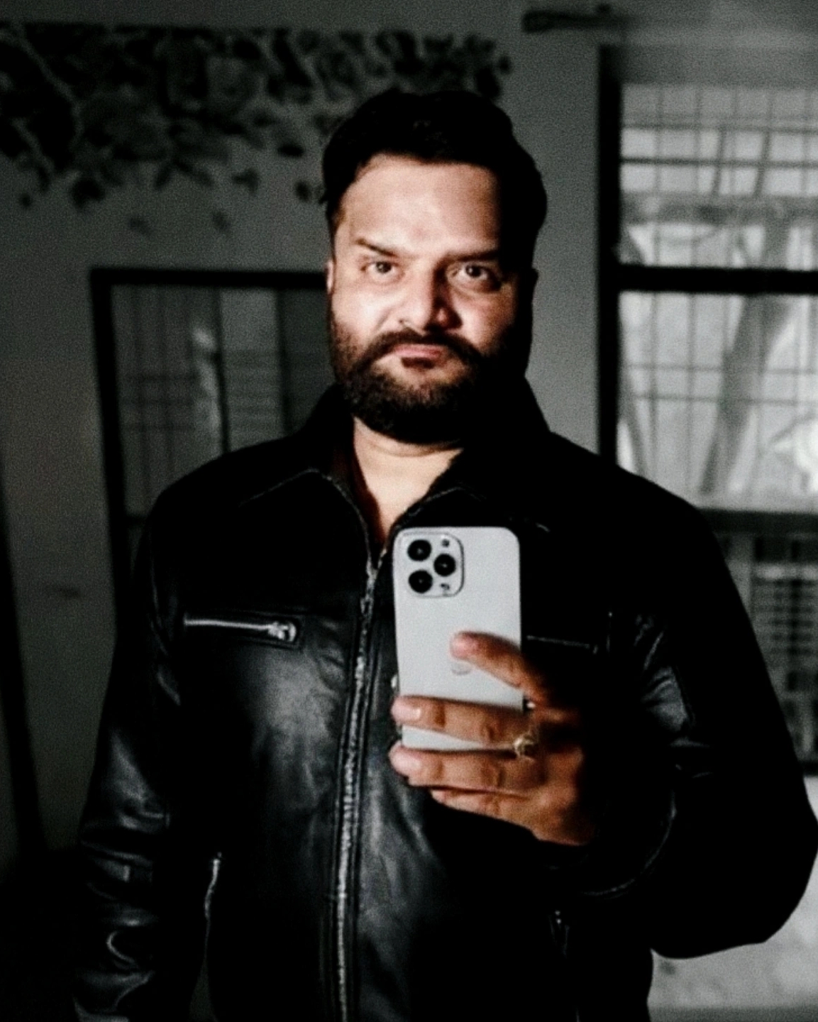 Tinder profile picture for @supper