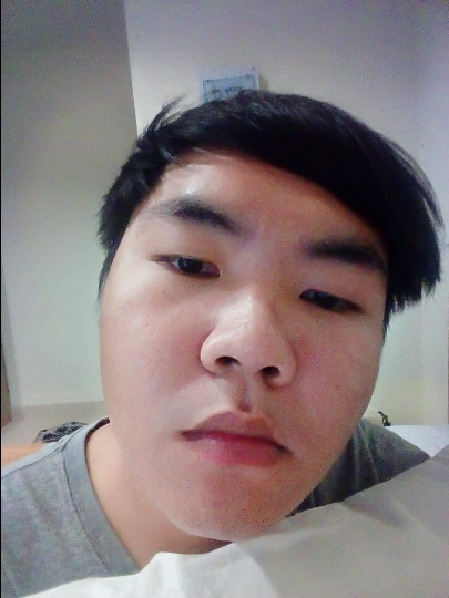 Tinder profile picture for @billie