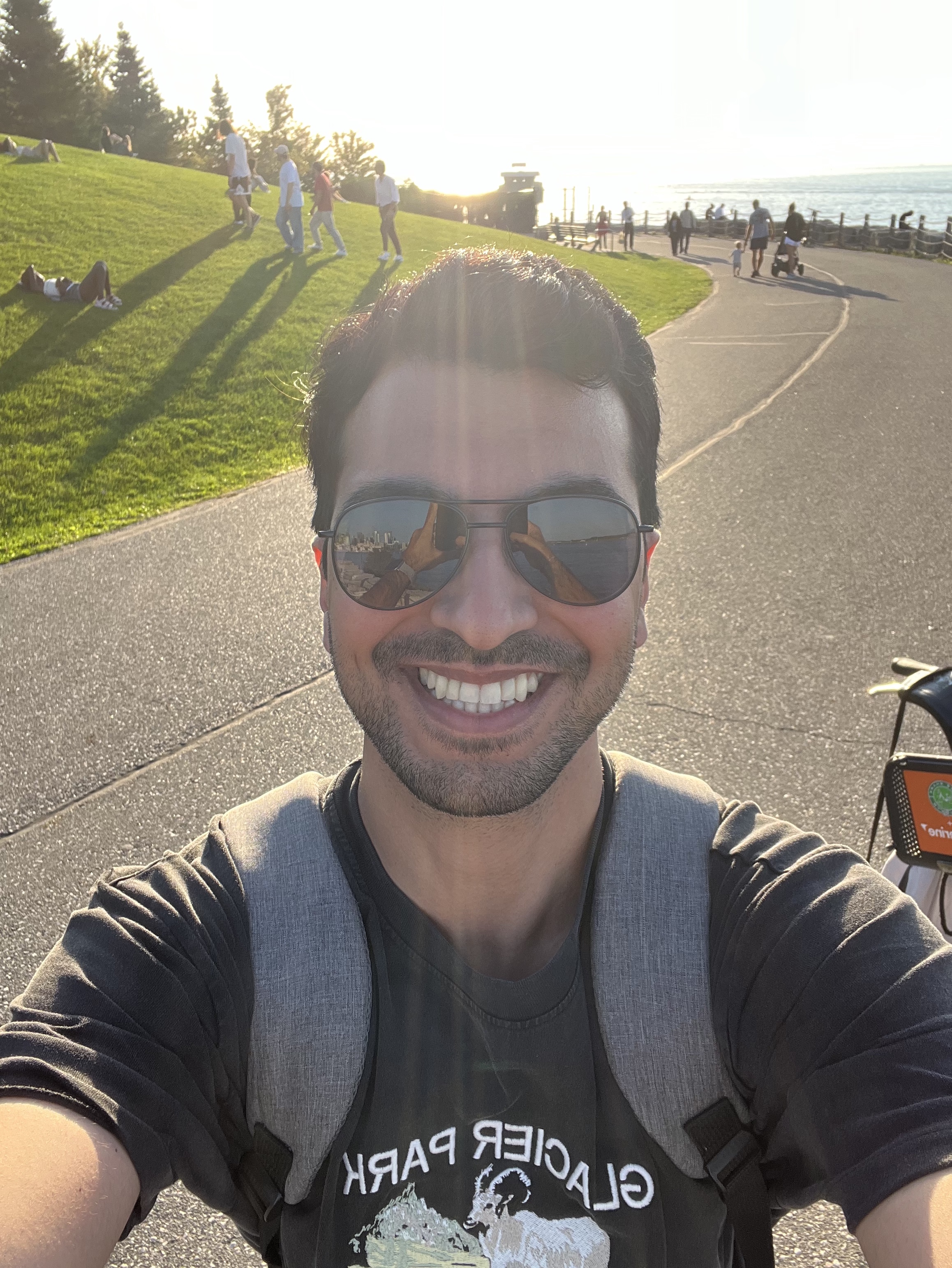 Tinder profile picture for @hossein