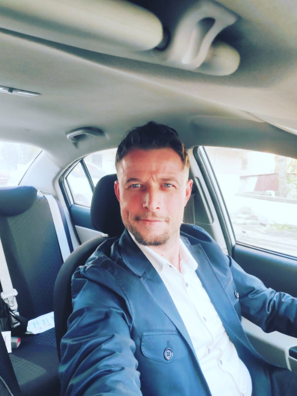 Tinder profile picture for @teachers